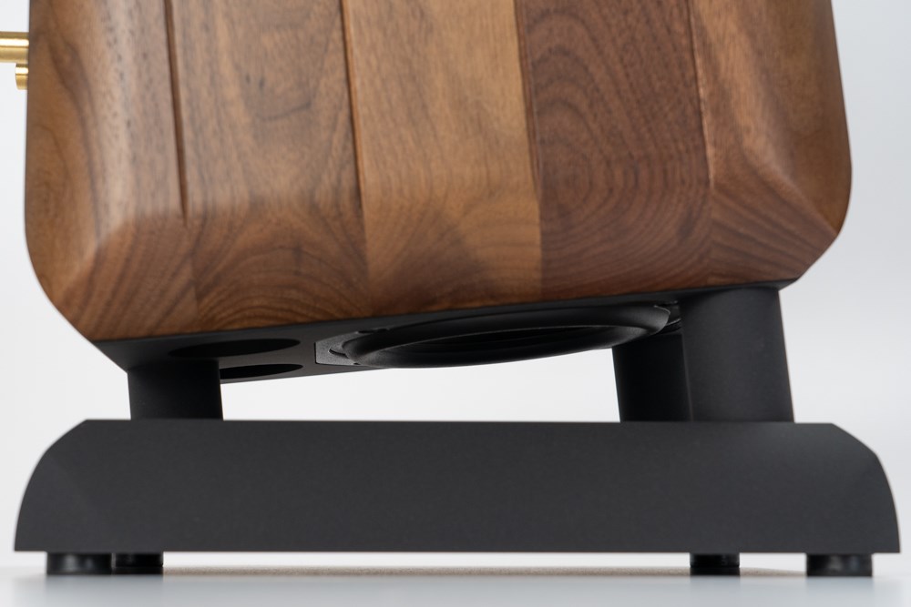 義大利 chario PEGASUS II 飛馬星座 II 胡桃實木落地喇叭